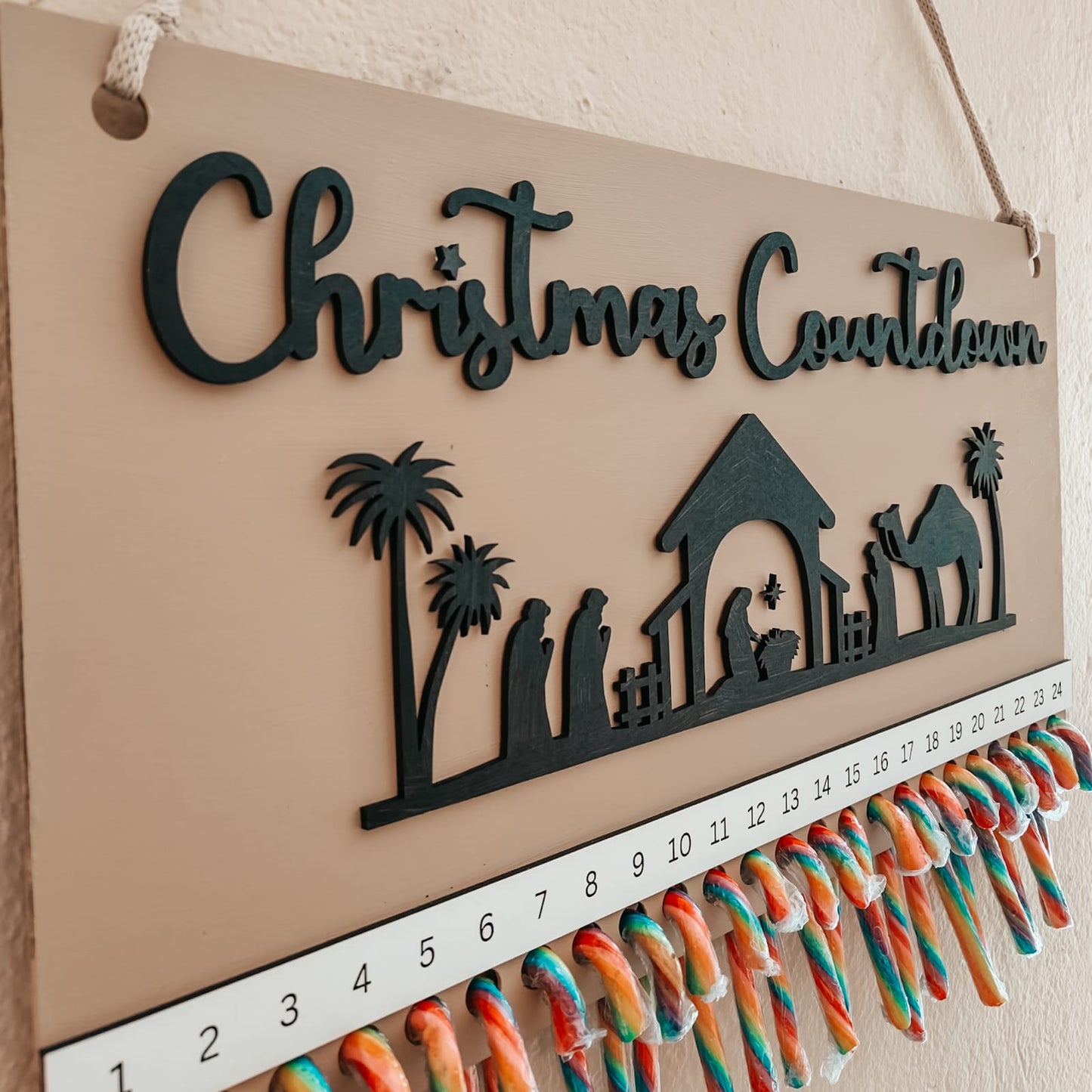 Candy Cane Christmas Countdown Calendar - Nativity Scene