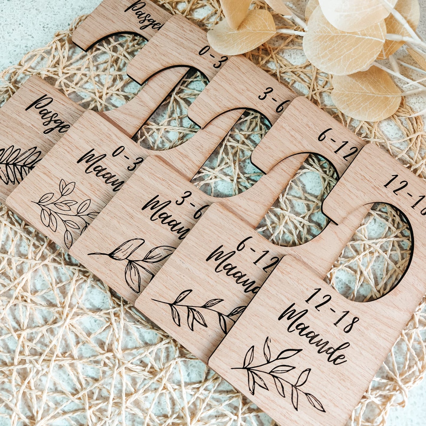 Closet Dividers - Leaves